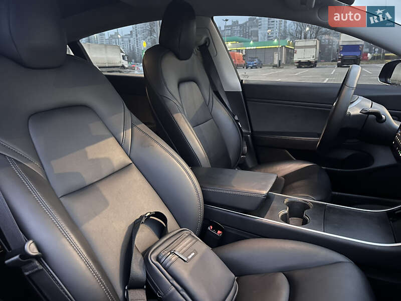 Седан Tesla Model 3 2019 в Киеве фото 77 Седан Tesla Model 3 2019 в Киеве