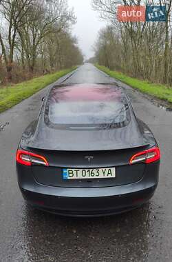 Седан Tesla Model 3 2018 в Одессе