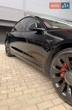 Седан Tesla Model 3 2022 в Києві
