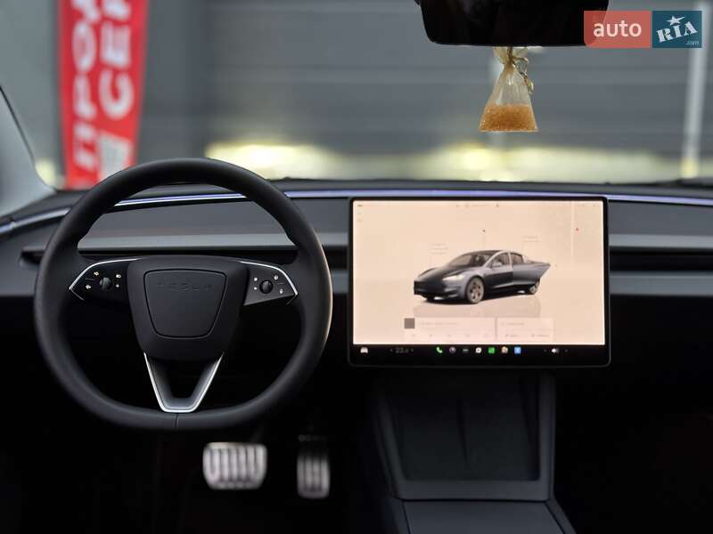 Седан Tesla Model 3 2024 в Києві фото 18 Седан Tesla Model 3 2024 в Києві