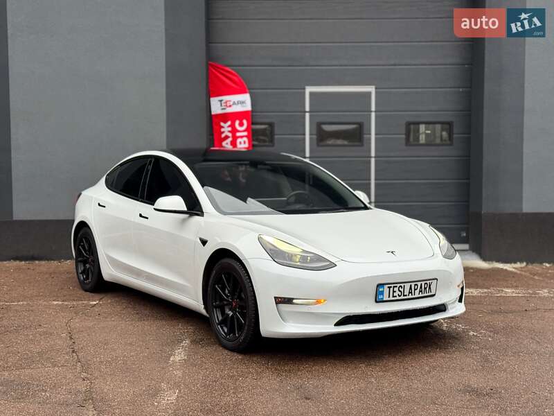 Седан Tesla Model 3 2022 в Киеве фото 12 Седан Tesla Model 3 2022 в Киеве