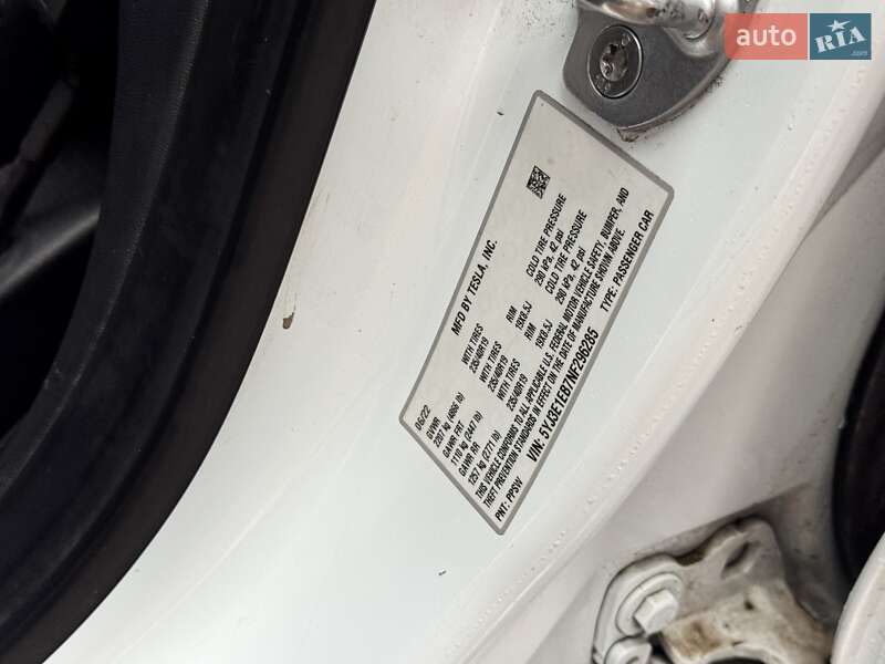 Седан Tesla Model 3 2022 в Киеве фото 26 Седан Tesla Model 3 2022 в Киеве