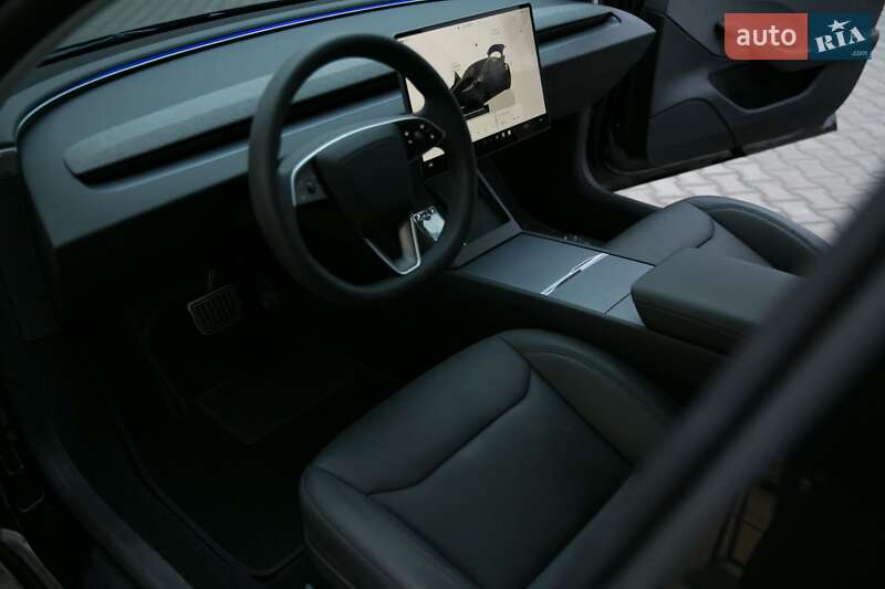 Седан Tesla Model 3 2024 в Львове фото 14 Седан Tesla Model 3 2024 в Львове