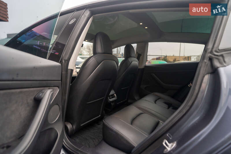 Седан Tesla Model 3 2021 в Киеве фото 21 Седан Tesla Model 3 2021 в Киеве