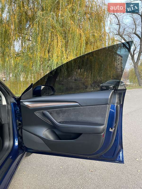 Седан Tesla Model 3 2021 в Кривом Роге фото 28 Седан Tesla Model 3 2021 в Кривом Роге