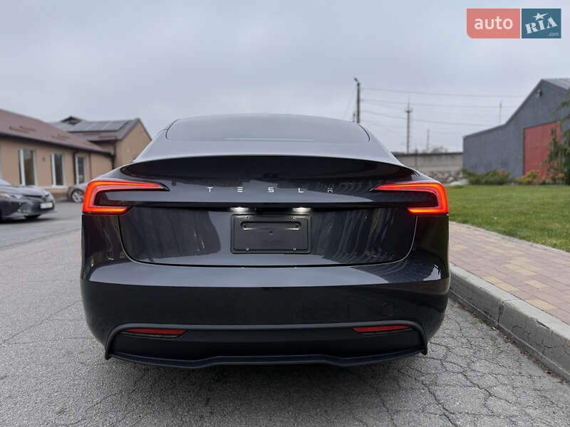 Седан Tesla Model 3 2025 в Днепре фото 18 Седан Tesla Model 3 2025 в Днепре