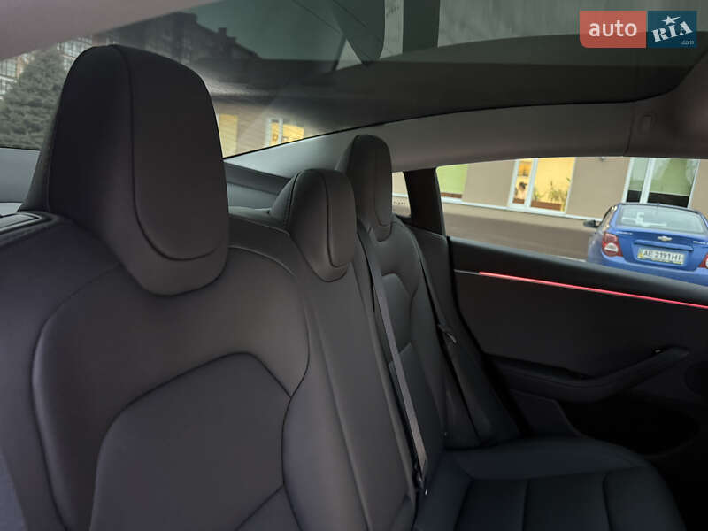 Седан Tesla Model 3 2025 в Днепре фото 27 Седан Tesla Model 3 2025 в Днепре
