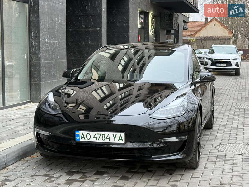 Седан Tesla Model 3 2021 в Ужгороде фото 2 Седан Tesla Model 3 2021 в Ужгороде