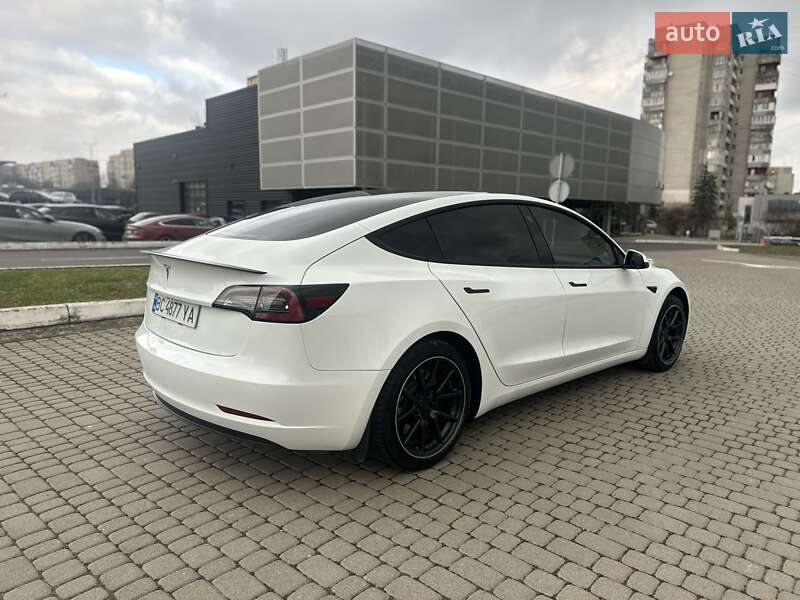 Седан Tesla Model 3 2020 в Львове фото 22 Седан Tesla Model 3 2020 в Львове