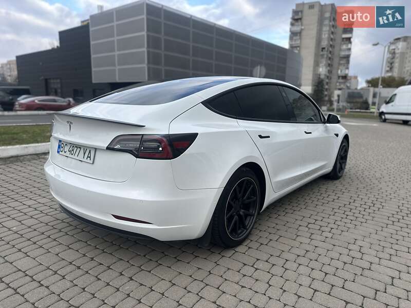 Седан Tesla Model 3 2020 в Львове фото 12 Седан Tesla Model 3 2020 в Львове