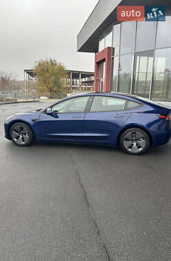 Седан Tesla Model 3 2022 в Днепре