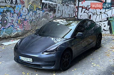 Седан Tesla Model 3 2019 в Одесі
