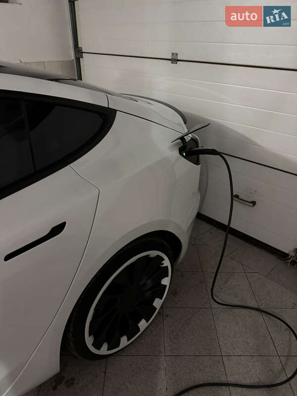 Седан Tesla Model 3 2022 в Ровно фото 6 Седан Tesla Model 3 2022 в Ровно