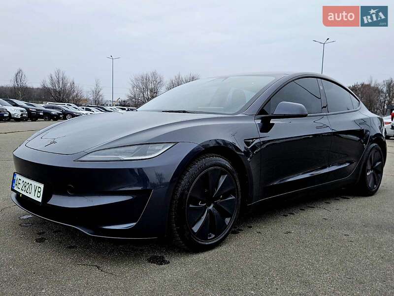 Седан Tesla Model 3 2024 в Дніпрі фото 3 Седан Tesla Model 3 2024 в Дніпрі