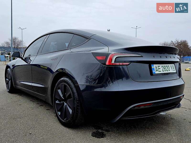 Седан Tesla Model 3 2024 в Дніпрі фото 7 Седан Tesla Model 3 2024 в Дніпрі