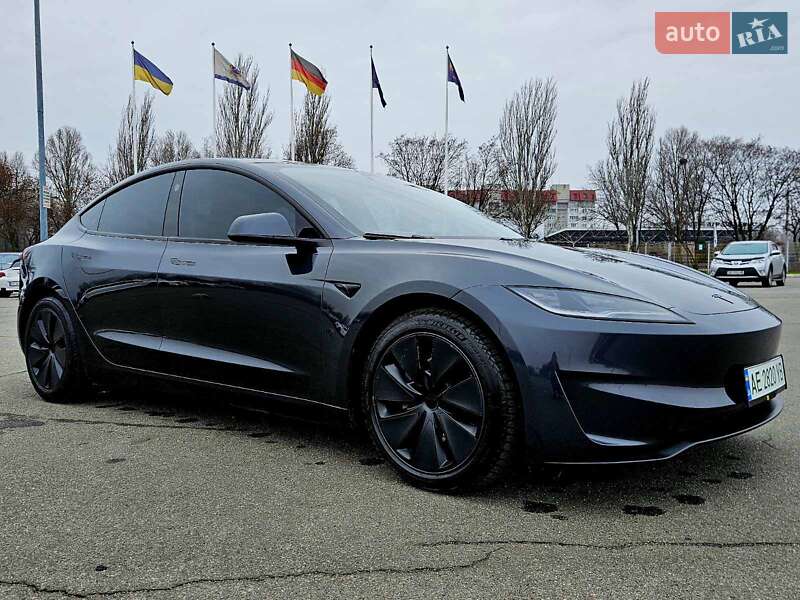Седан Tesla Model 3 2024 в Дніпрі фото 16 Седан Tesla Model 3 2024 в Дніпрі