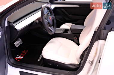 Седан Tesla Model 3 2022 в Одессе