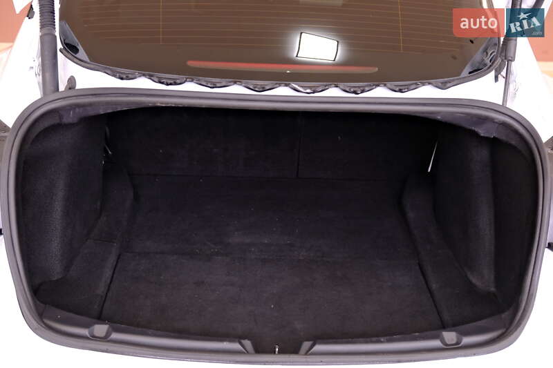 Седан Tesla Model 3 2022 в Одессе