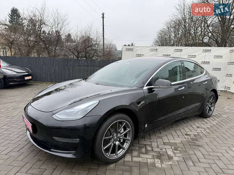 Седан Tesla Model 3 2018 в Луцке фото 2 Седан Tesla Model 3 2018 в Луцке