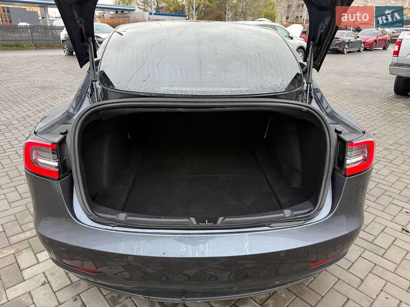 Седан Tesla Model 3 2020 в Луцьку фото 11 Седан Tesla Model 3 2020 в Луцьку