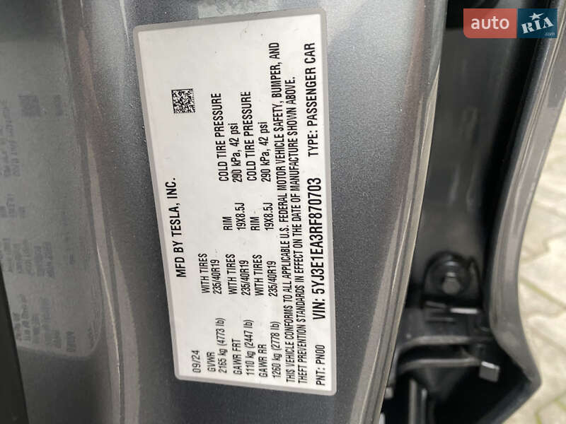 Седан Tesla Model 3 2024 в Киеве