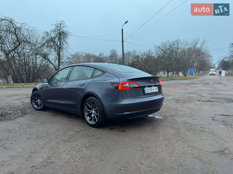 Седан Tesla Model 3 2023 в Чернигове фото 24 Седан Tesla Model 3 2023 в Чернигове