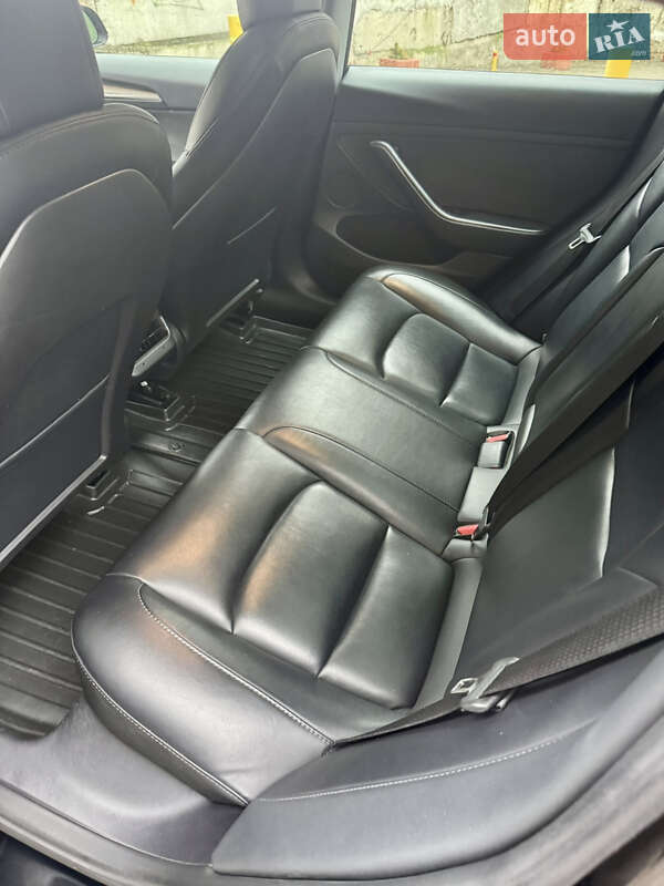Седан Tesla Model 3 2022 в Києві фото 16 Седан Tesla Model 3 2022 в Києві