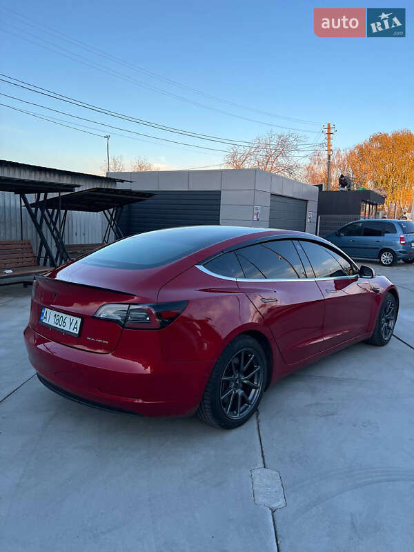 Седан Tesla Model 3 2018 в Белой Церкви