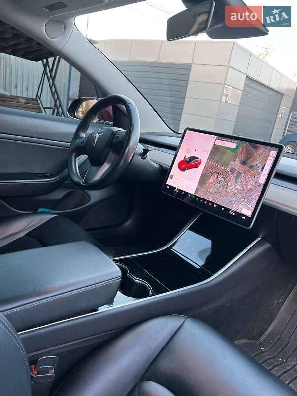 Седан Tesla Model 3 2018 в Белой Церкви