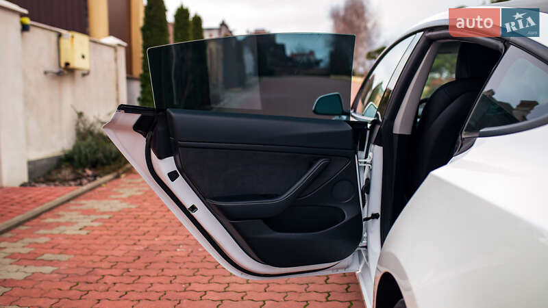 Седан Tesla Model 3 2022 в Черновцах фото 22 Седан Tesla Model 3 2022 в Черновцах