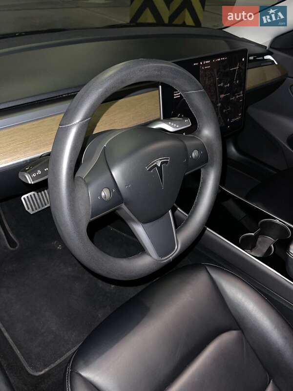 Седан Tesla Model 3 2019 в Киеве фото 16 Седан Tesla Model 3 2019 в Киеве