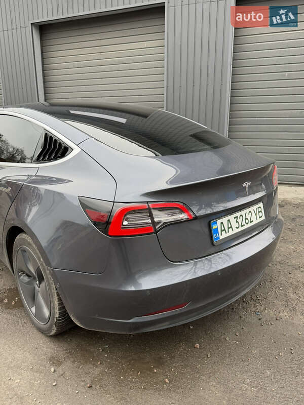 Седан Tesla Model 3 2020 в Києві фото 8 Седан Tesla Model 3 2020 в Києві