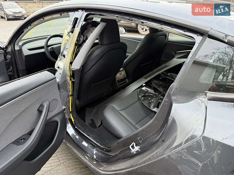 Седан Tesla Model 3 2025 в Тернополе фото 7 Седан Tesla Model 3 2025 в Тернополе