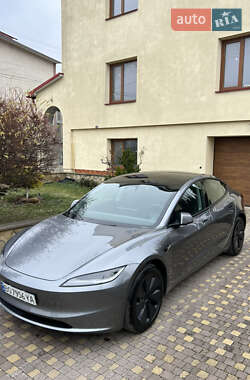 Седан Tesla Model 3 2024 в Тернополе