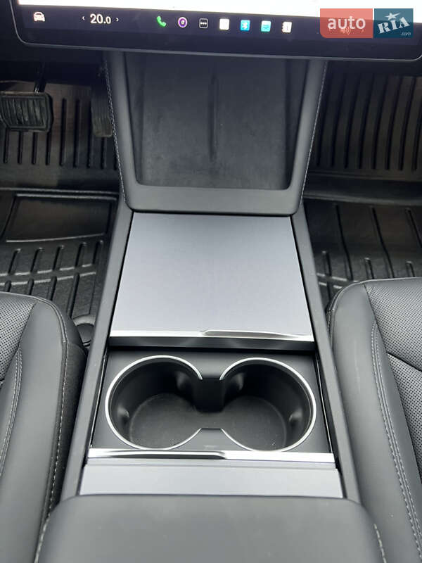 Седан Tesla Model 3 2024 в Тернополе фото 42 Седан Tesla Model 3 2024 в Тернополе