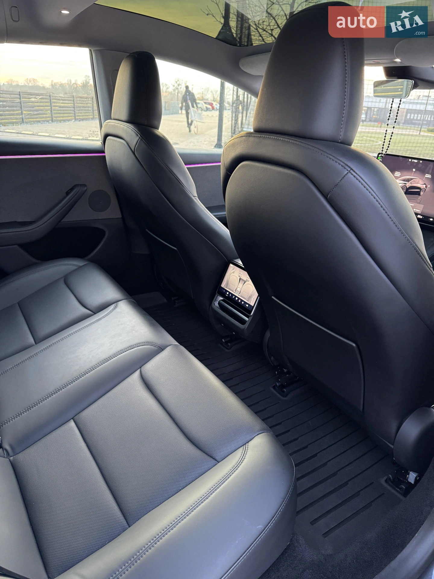 2024 Tesla Model 3 - мініатюра 16