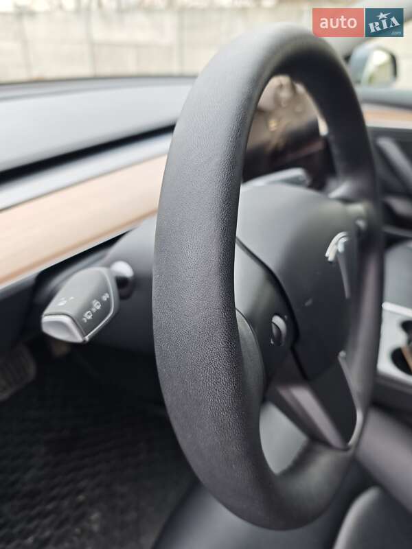 Седан Tesla Model 3 2023 в Львове фото 17 Седан Tesla Model 3 2023 в Львове