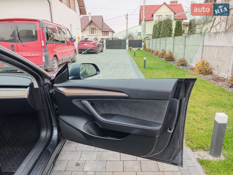 Седан Tesla Model 3 2023 в Львове фото 28 Седан Tesla Model 3 2023 в Львове