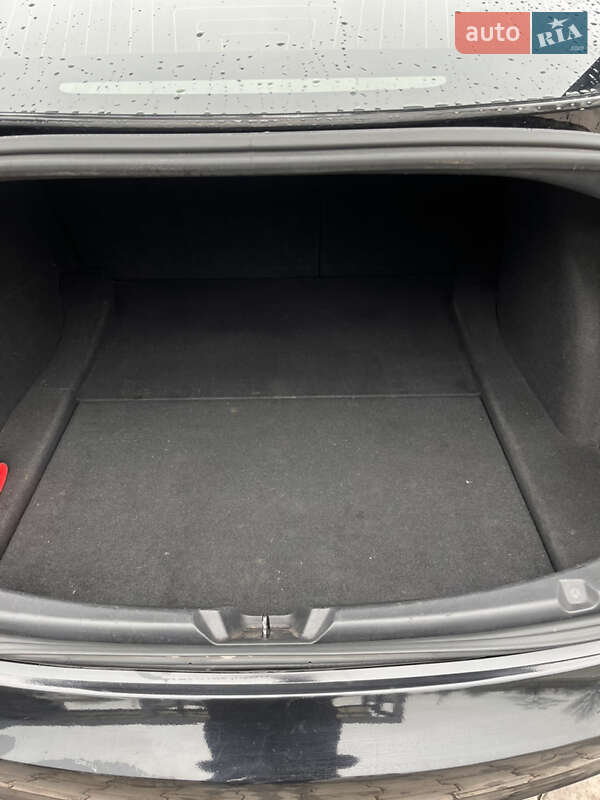 Седан Tesla Model 3 2019 в Кривом Роге