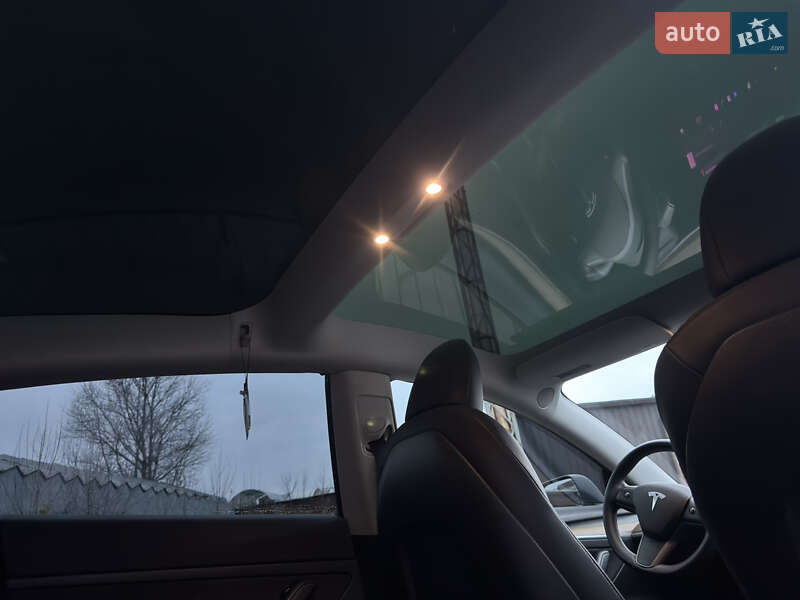 Седан Tesla Model 3 2021 в Черкасах фото 26 Седан Tesla Model 3 2021 в Черкасах