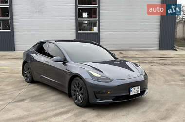 Седан Tesla Model 3 2018 в Золотоноше