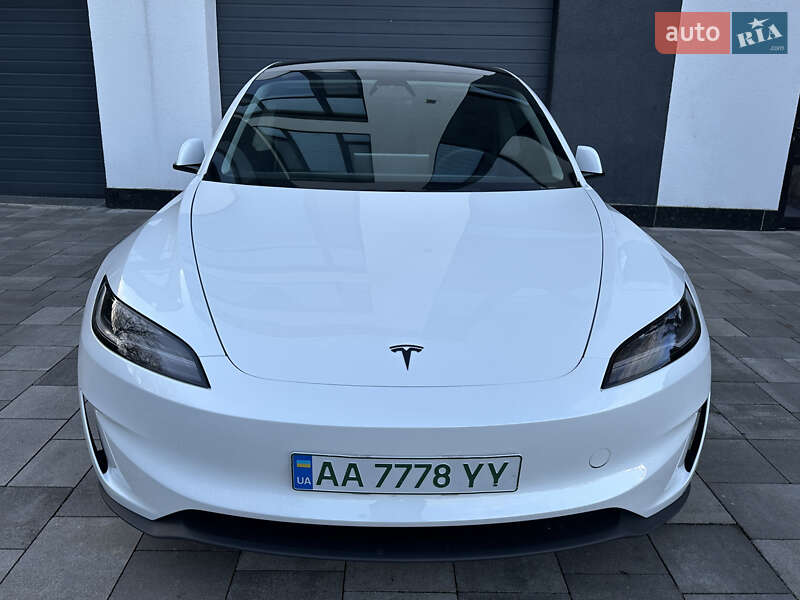 Седан Tesla Model 3 2024 в Киеве фото 3 Седан Tesla Model 3 2024 в Киеве