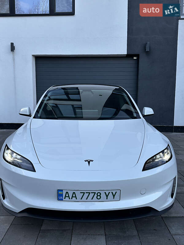 Седан Tesla Model 3 2024 в Киеве фото 6 Седан Tesla Model 3 2024 в Киеве