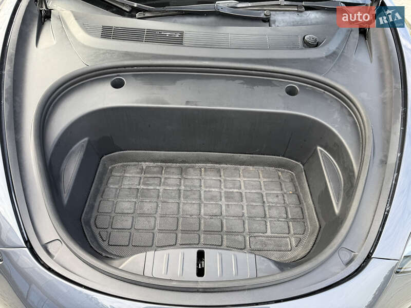 Седан Tesla Model 3 2022 в Ровно фото 15 Седан Tesla Model 3 2022 в Ровно