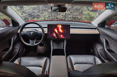 Седан Tesla Model 3 2018 в Одесі