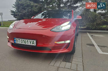 Седан Tesla Model 3 2018 в Одесі