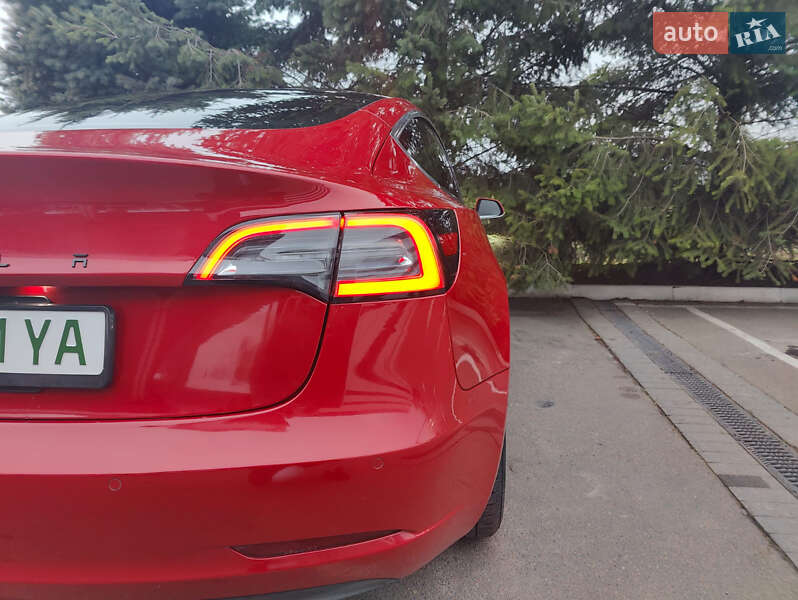 Седан Tesla Model 3 2018 в Одессе фото 81 Седан Tesla Model 3 2018 в Одессе