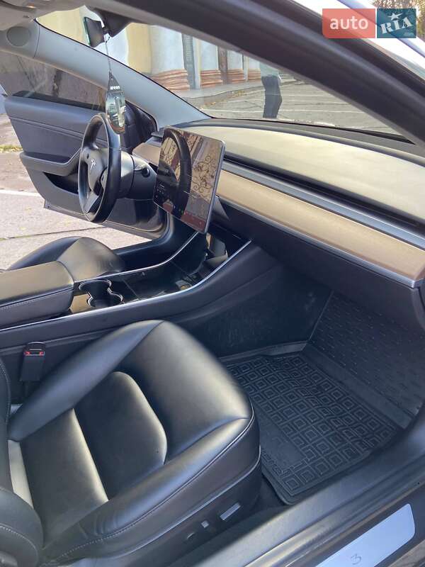 Седан Tesla Model 3 2018 в Днепре фото 5 Седан Tesla Model 3 2018 в Днепре