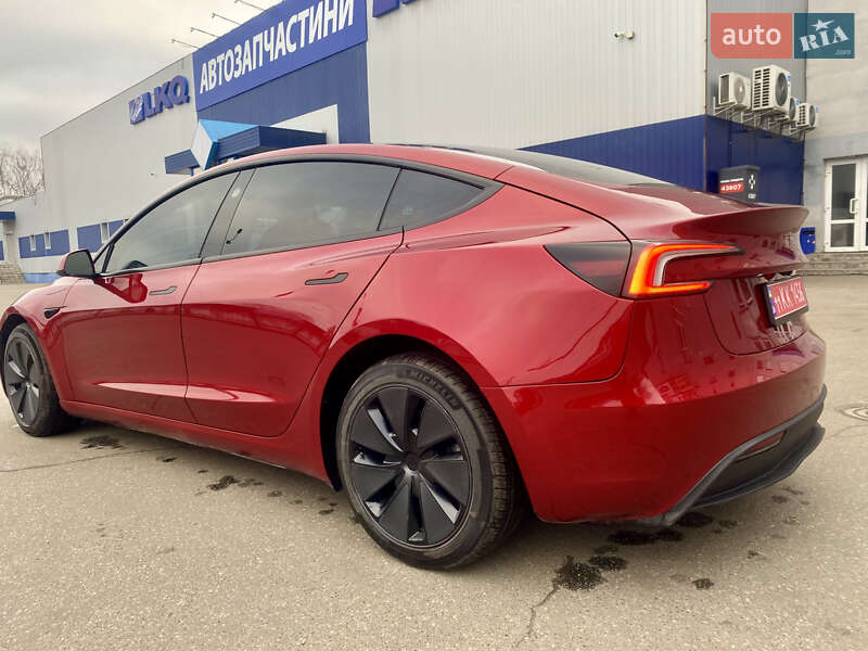 Седан Tesla Model 3 2024 в Чернигове фото 4 Седан Tesla Model 3 2024 в Чернигове
