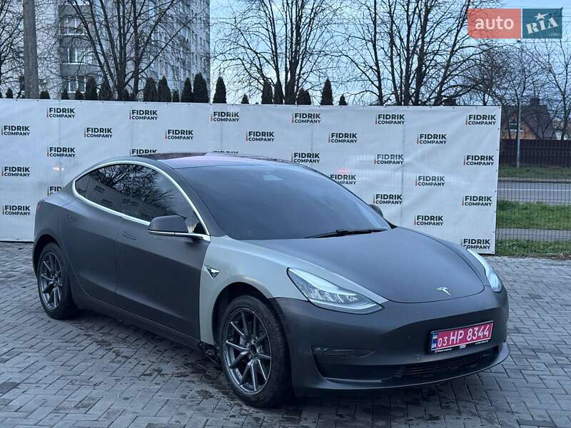 Tesla Model 3 2018 Tesla Model 3 2018